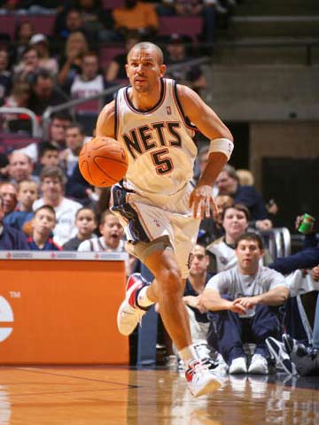 刚重返英超 刚重返英超