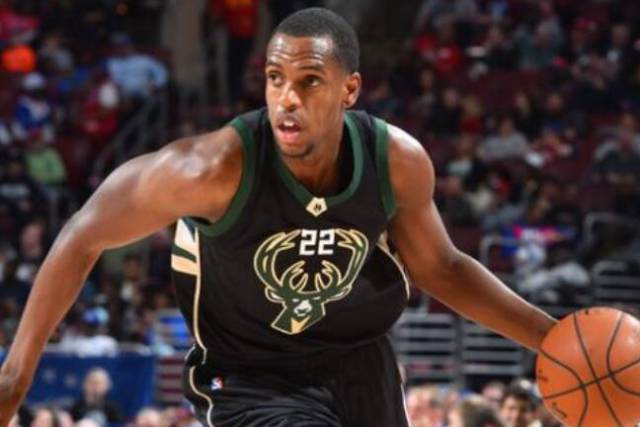 抢下后场篮 抢下后场篮